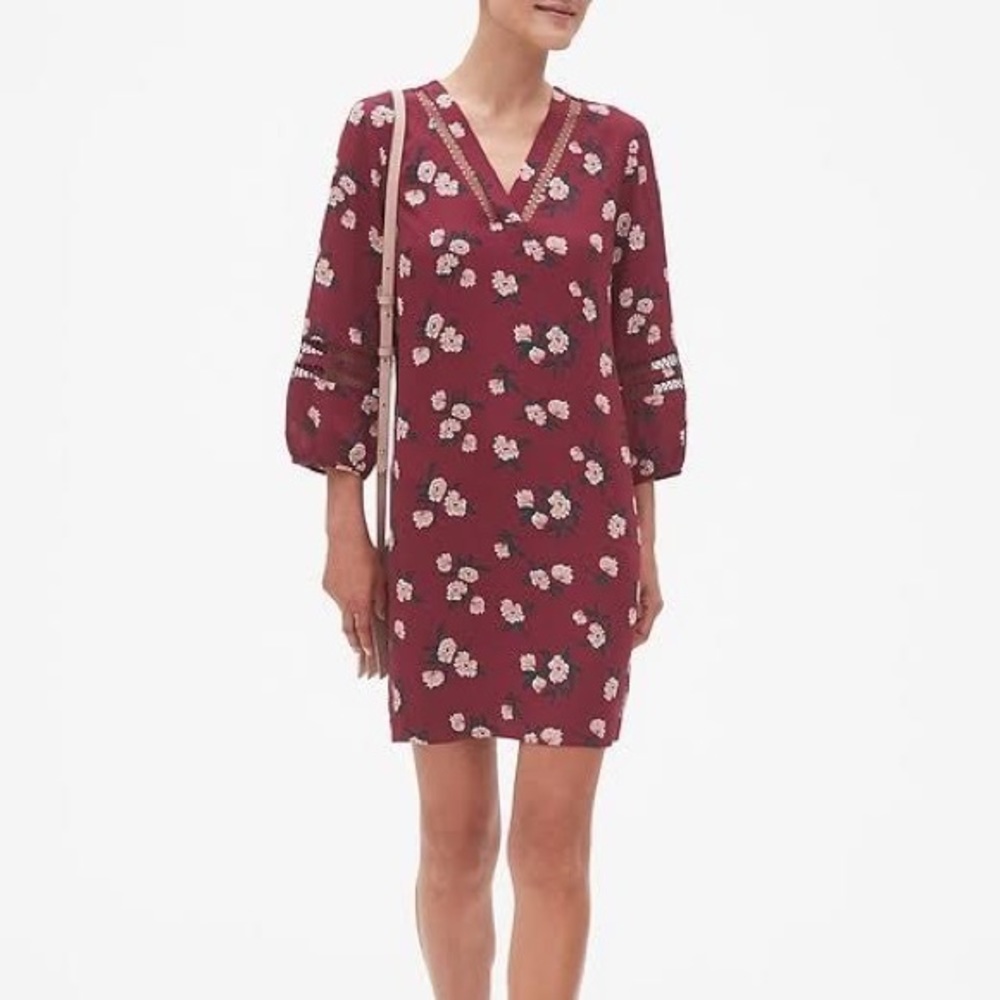 Banana Republic Burgundy Floral V Neck 3/4 Sleeve Sheath Dress Women’s Petite 0